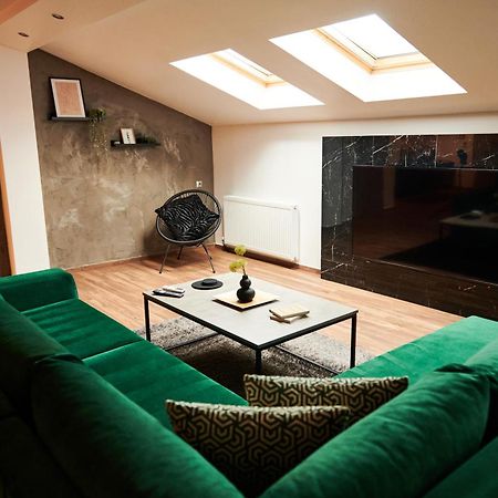 The Skyline Suite Florina Exterior foto