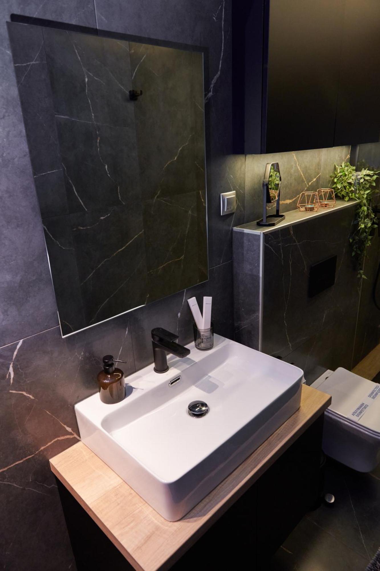 The Skyline Suite Florina Exterior foto