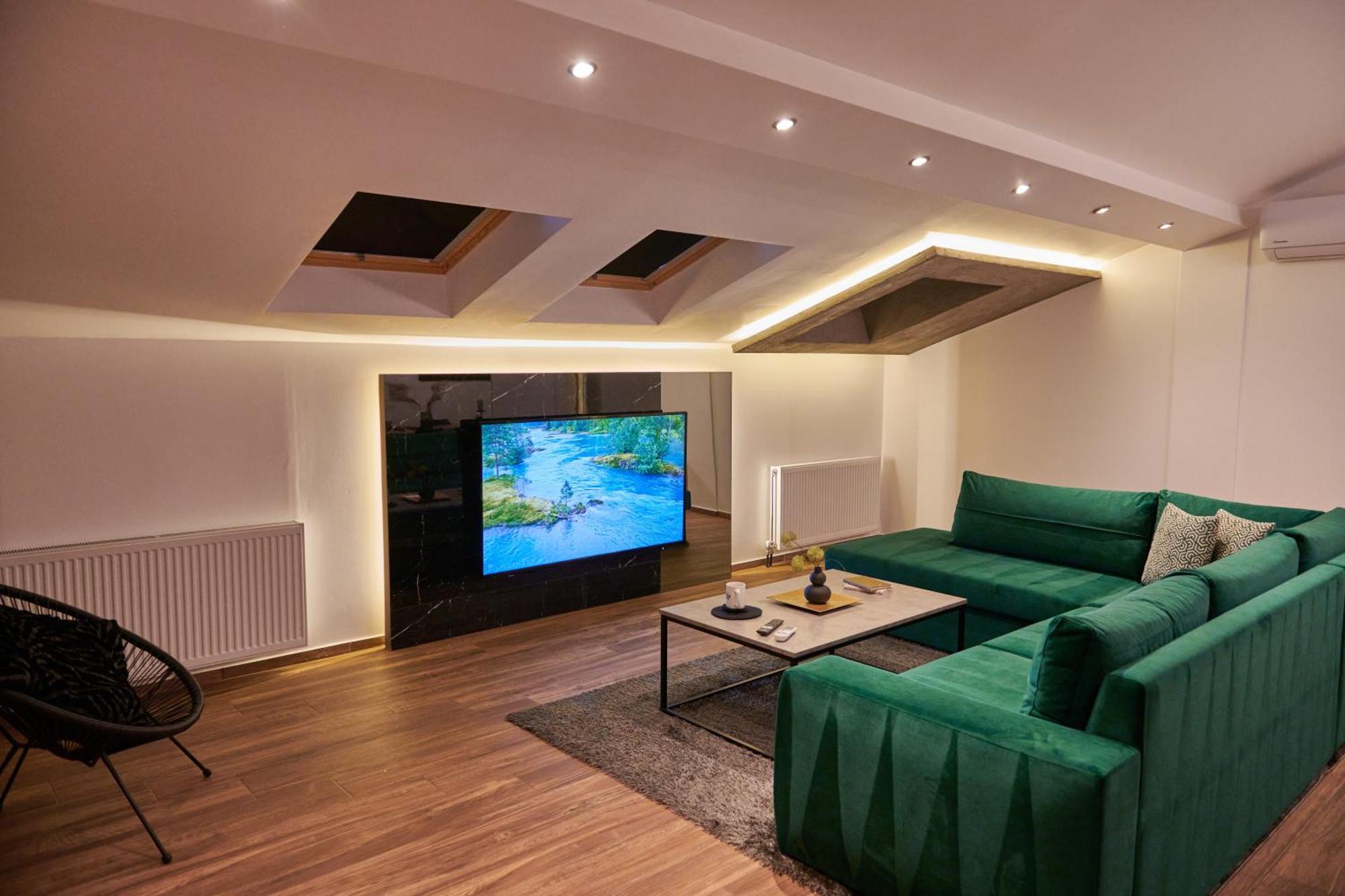 The Skyline Suite Florina Exterior foto