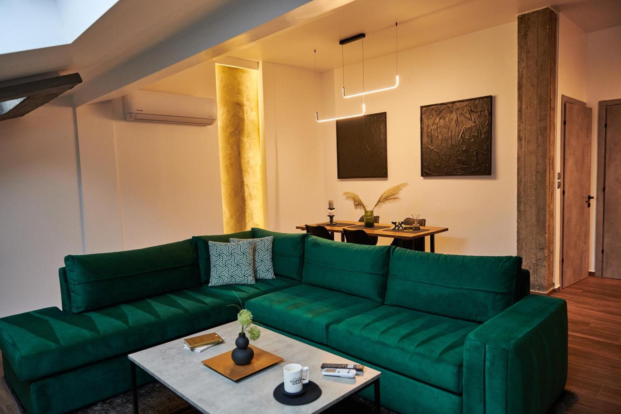The Skyline Suite Florina Exterior foto