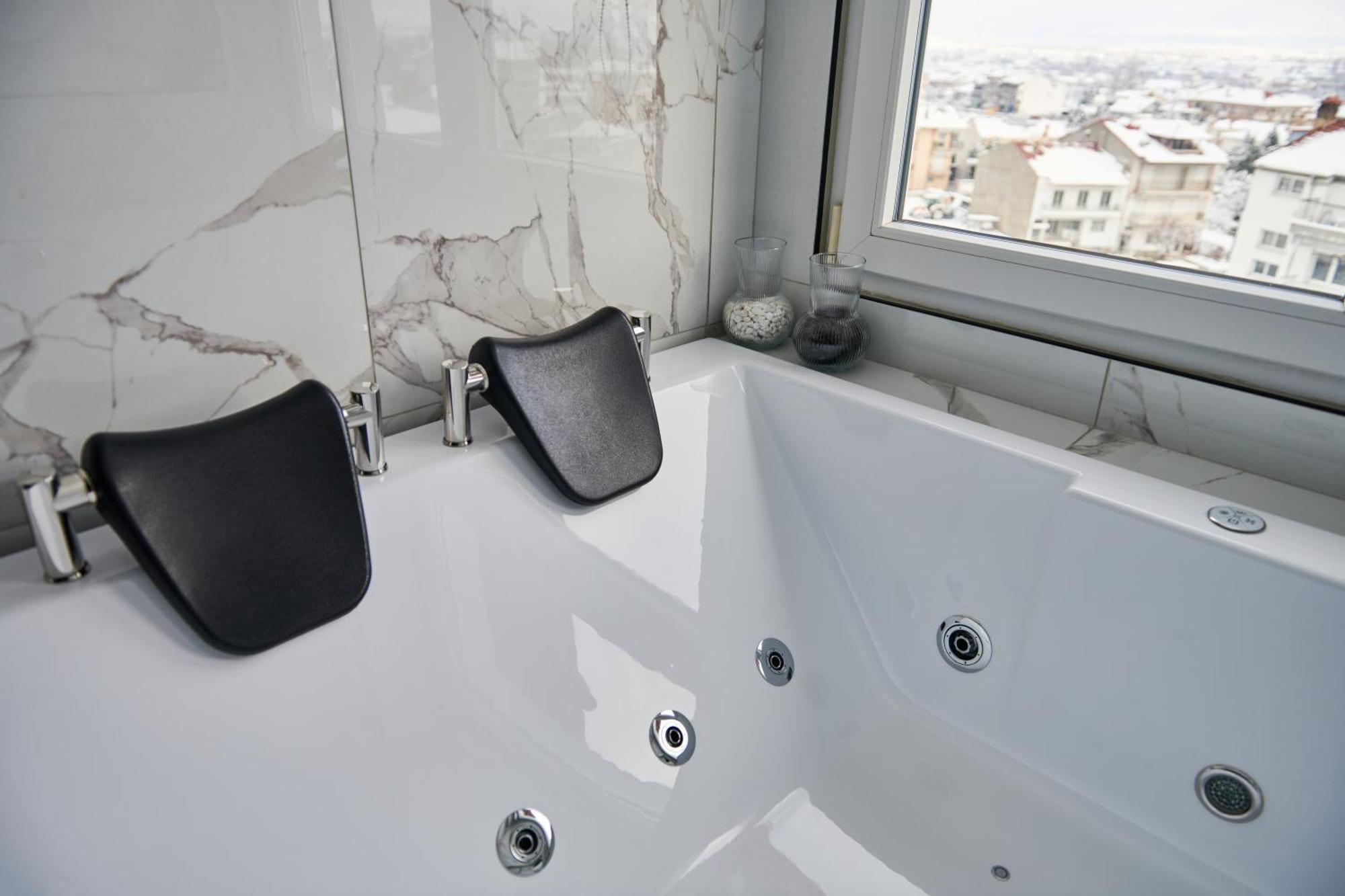 The Skyline Suite Florina Exterior foto